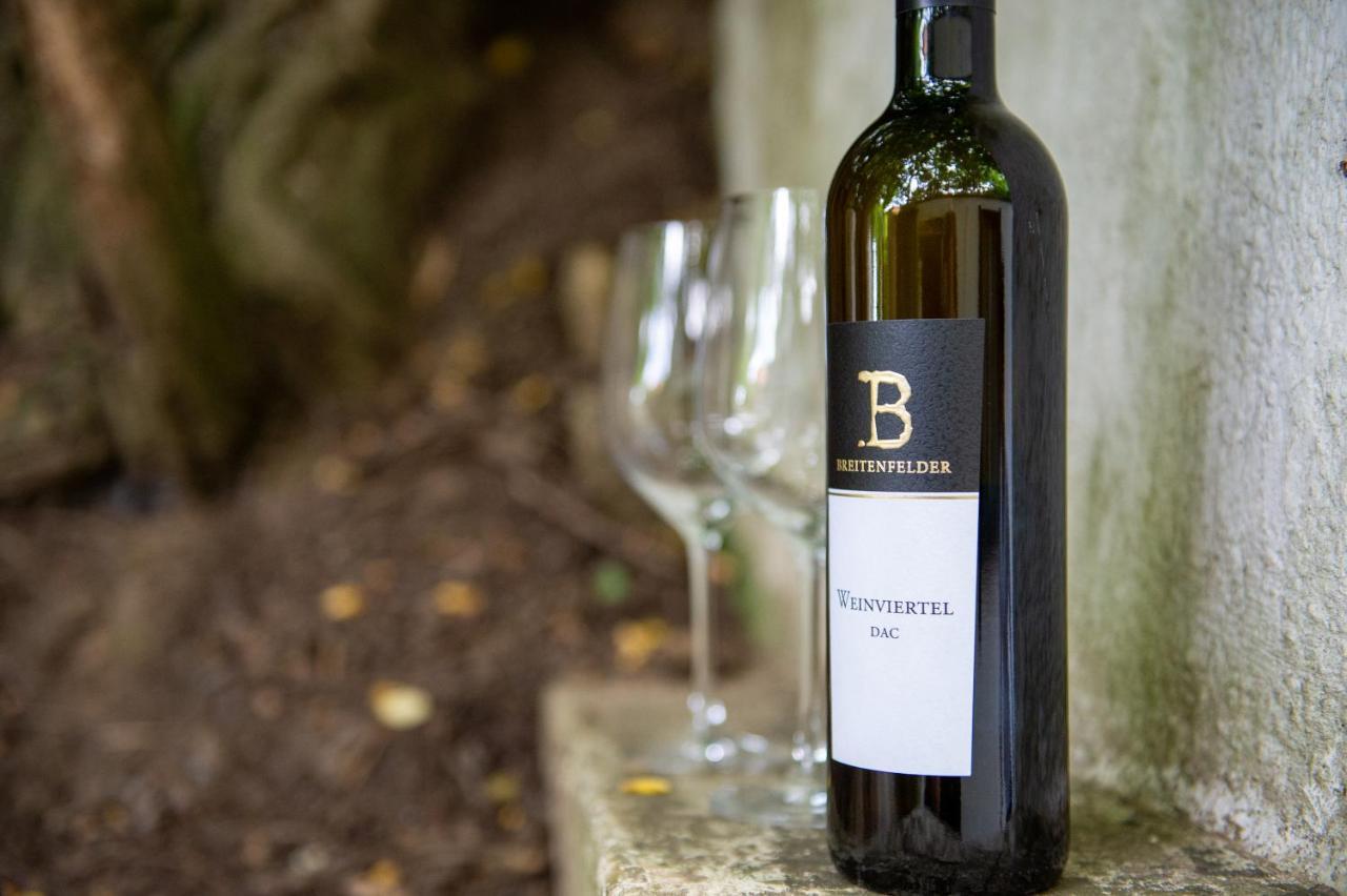 Weingut Breitenfelder Retz Kültér fotó