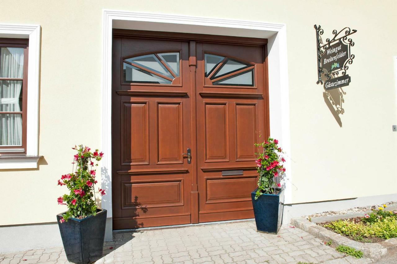 Weingut Breitenfelder Retz Kültér fotó